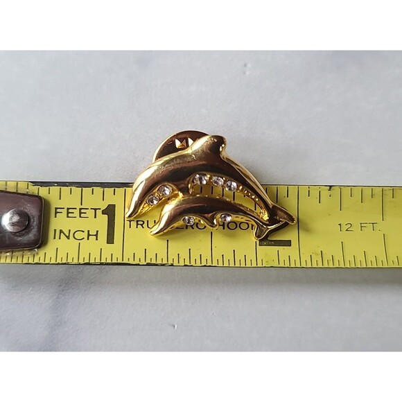 Gold Tone Metal Two Dolphins Shaped Rhinestone Pin Vintage Costume Jewelry - Picture 9 of 10